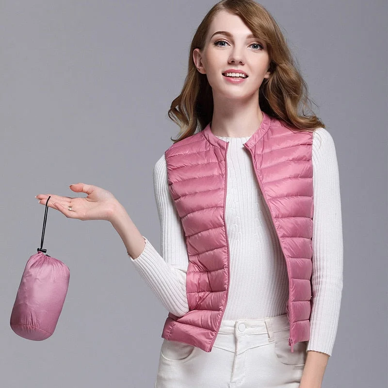 New Autumn Women White Duck Down Vest Ultra Light Down Vest Jacket Winter Round Collar Peter Pan Slim Sleeveless Coat