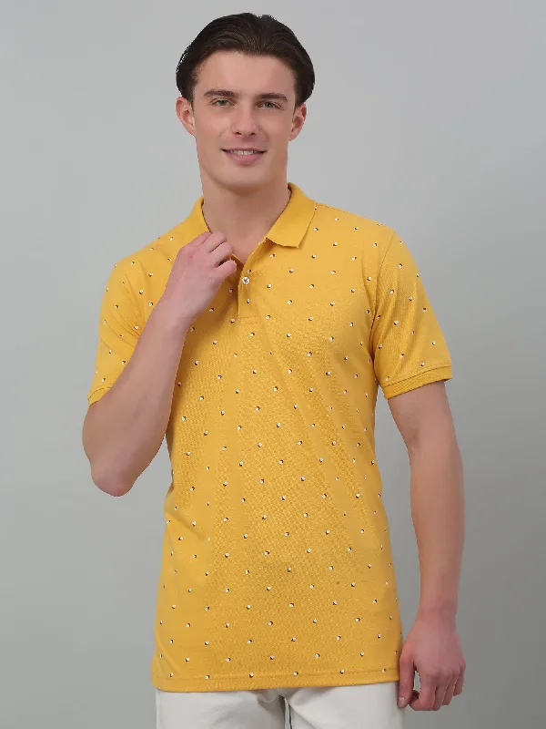 Moisture-wicking polo shirtMen's Yellow All over print Polo neck Half Sleeve T-Shirt